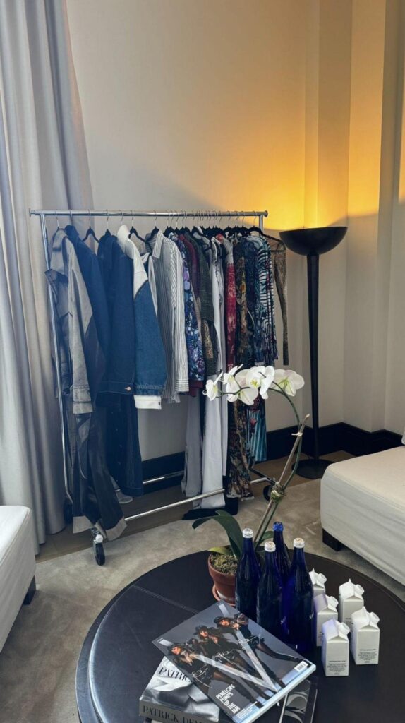 Aiqiao Chen: Illuminating the Global Stage with Creative Brilliance