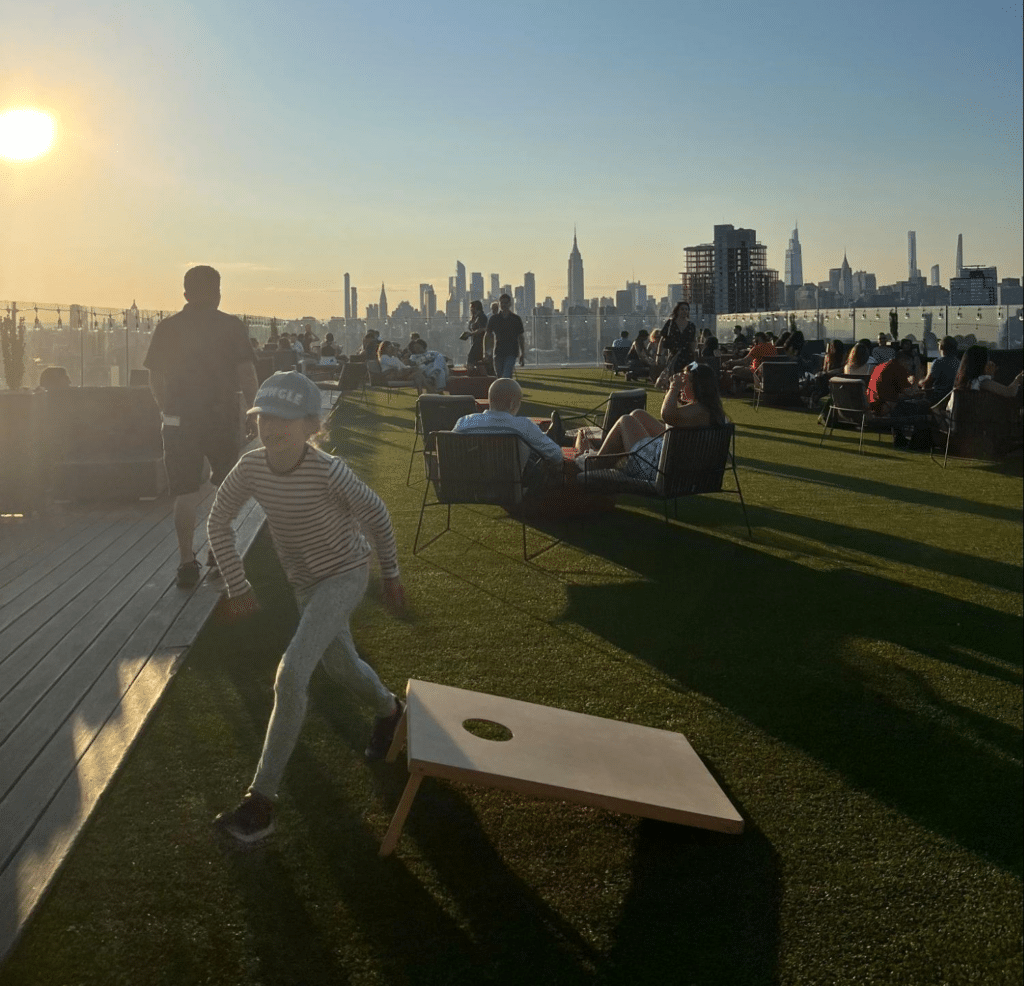 Flexibility and Convenience: Hourly Rentals x Blue Panda Office Spaces