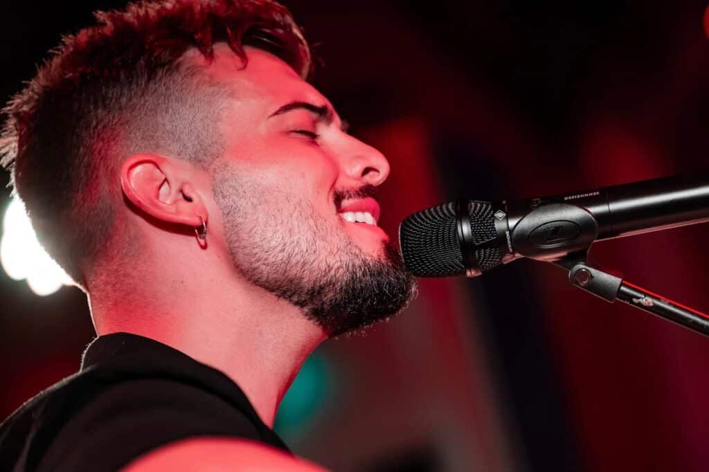 Sebas Garreta- Transforming Bachata i