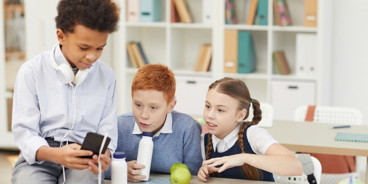 Social Media’s Hidden Cost How It’s Making Young Brains Weaker