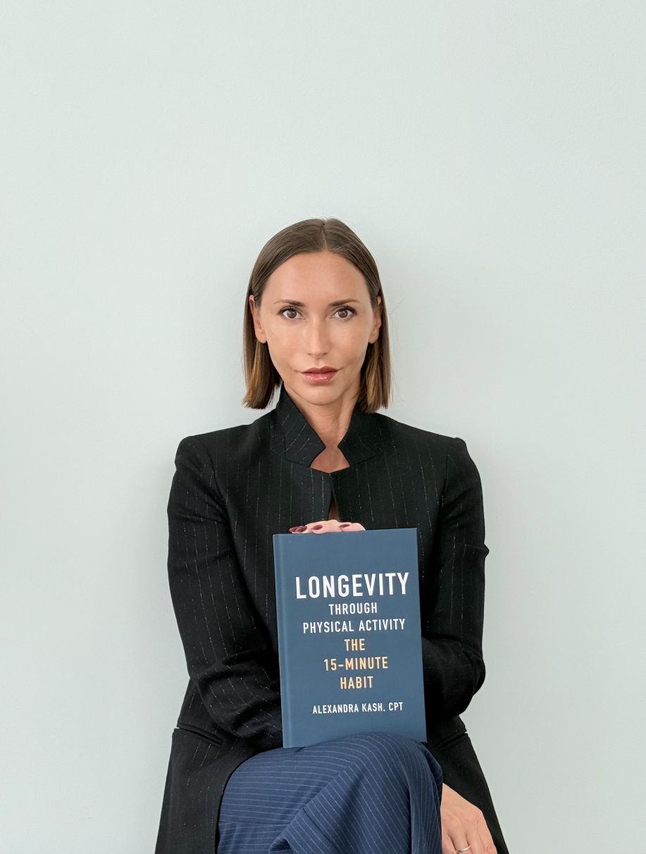 Alexandra Kash's Longevity Through Physical Activity: The 15-Minute Habit Book for Health and Wellness