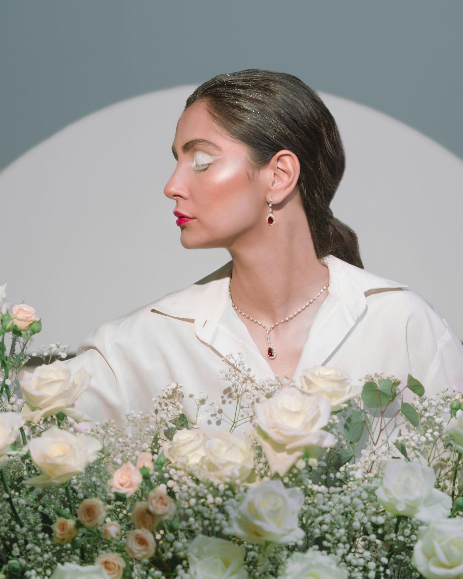 The Quiet Power of Minimalist Jewelry