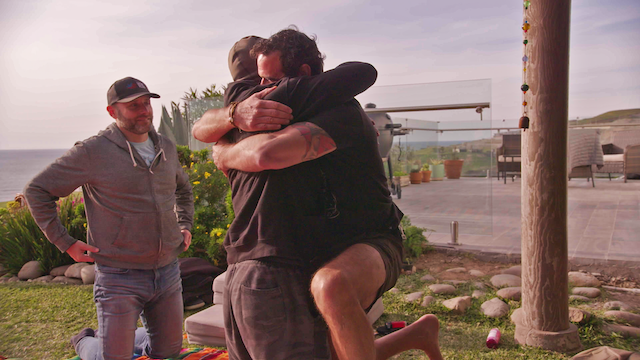 In Waves and War Offers a New Path of Healing for America’s Heroes