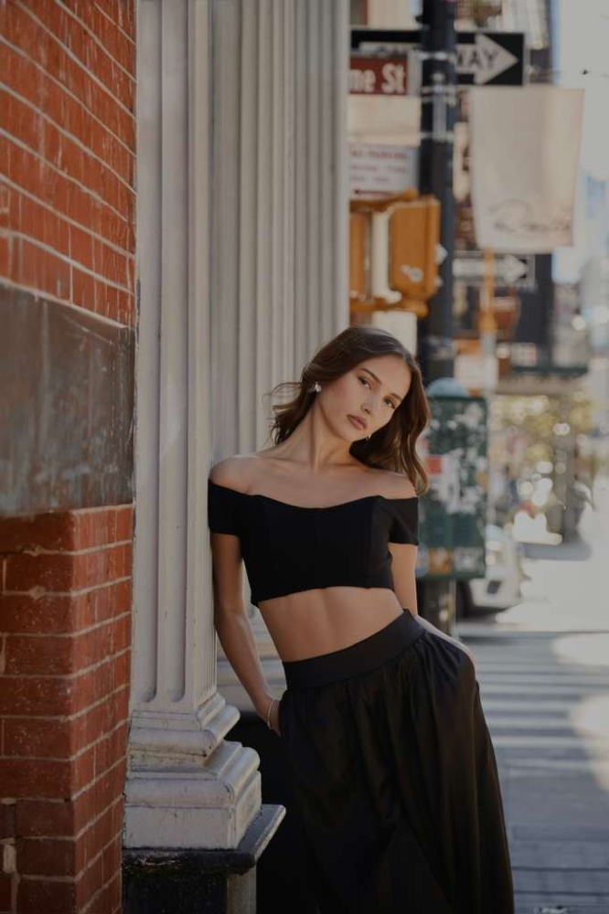 Luxury Iva: Curating Modern Influence at the Intersection of Lifestyle and Strategy