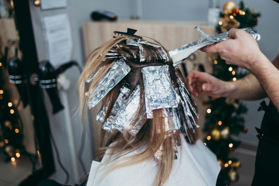 Highlights vs Balayage: What's the Difference and Which One Is Right for You