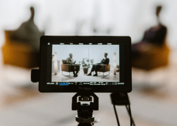 In Conversation with Author Robert Pizzini