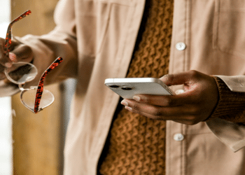 Task Hustle: Paving the Way to Financial Freedom with Digital Currencies