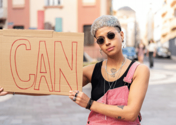 This Songwriter from Oregon is an Icon in Women’s Rights Activism