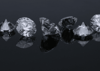 7 Magic Ways To Find If A Diamond Is Real