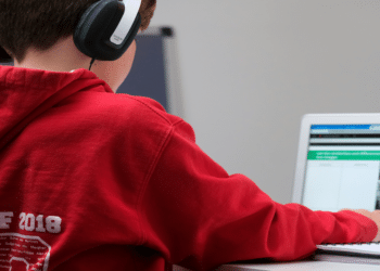 Empowering Students: Enhancing Education Through Technology – Strategies by Michael Conner, Renowned EdTech Specialist