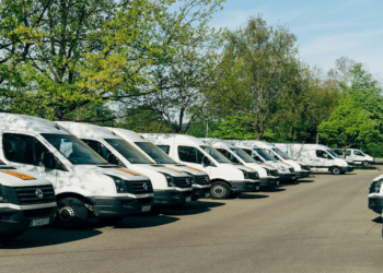 How to Set Up an Effective Fleet Fuel Card Program: Strategies for Optimization and Cost Savings