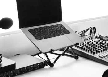 Pacman Jones and Mystic Zach: The Perfect NFL Podcast Pairing