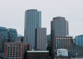 Demystifying Freeholder Building Insurance: The Cornerstone of Property Protection