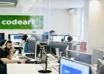 Unleashing the Power of VoIP for Seamless Business Communication