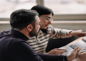 Corporate Crisis Management: Online Reputation Repair for Businesses