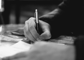 Ghostwriting – The Problems of An Industry Worth Billions