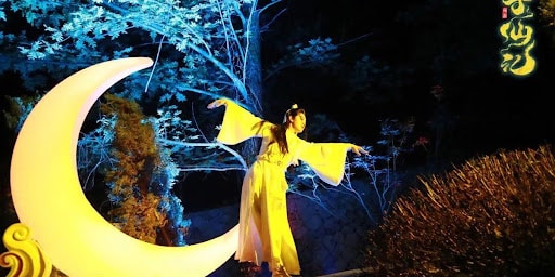 Artist Yangxuan Zho