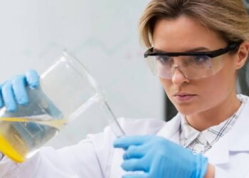Strategies for Excelling in College Chemistry Classes