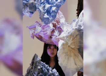 Shiqing Li: Illuminating Positivity through Artistic Exploration