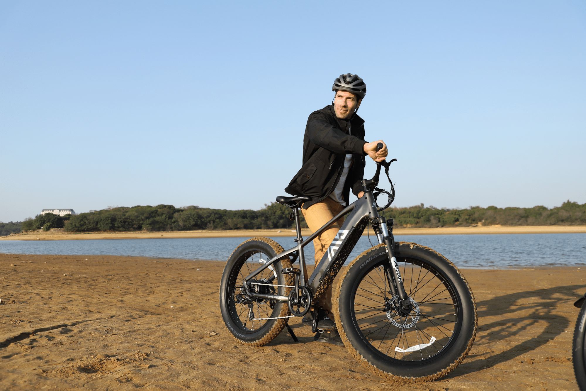 TST Defender Review: A Powerful and Versatile Off-Road E-Bike