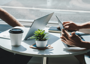 Navigating the Zero Percent: Overcoming the Challenges of Starting a Business with No Money