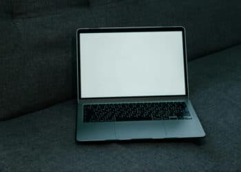 Harnessing DataOps and Composable Architectures to Build Data-Intensive Applications with Expert Insight from Andy Vidan at Composable Analytics