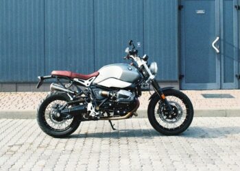 Unlocking the Benefits of Daily Direct Motorcycle Shipping