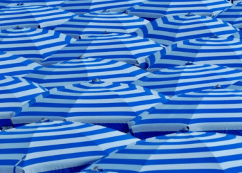 Compact Sun Shades: Your Portable Solution for Sun Protection