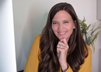 How Lindsay Jenson's Mrs. Project Is Transforming The Project Management Education Space