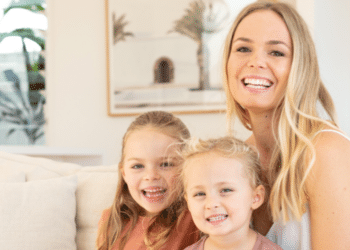 Tess Bell and Sharing Kindness: Illuminating the World with Acts of Kindness