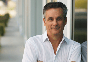 Illuminating Wellness: Advice From CEO and Founder Micheal Londo on Incorporating Red Light Therapy in Your Establishment