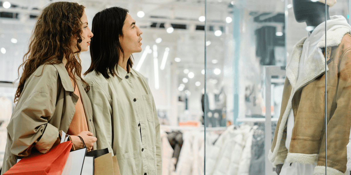 Crucial Reviews: Empowering Consumers with Knowledge and Insight