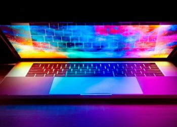 The Advantages of Professional Laptop Repair Services Over DIY Solutions