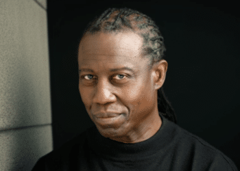 An Incredible Journey of Artistic Mastery and Human Connection of Leslie A. Jones - An Epitome of Versatility