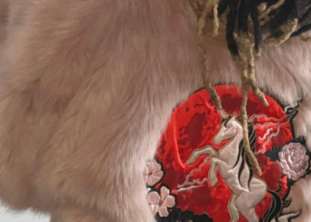 Queen's Mason Royal Builds Dynasty Designs