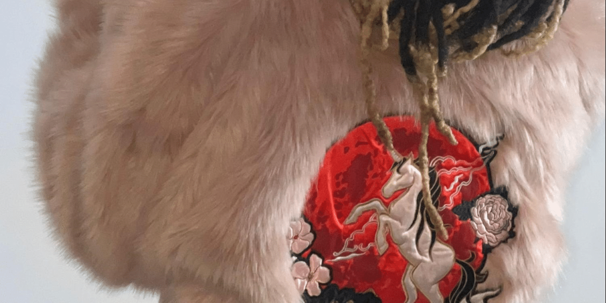 Queen's Mason Royal Builds Dynasty Designs