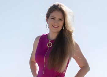 Navigating the Unconventional Creative Industry with Natalie Messina’s Compelling and Powerful Storytelling