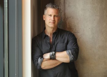 Challenging Financial Injustice: David J Bradford's Crusade to Empower Ordinary People