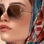 The Timeless Appeal of the 1950s Old Hollywood Headscarf Look