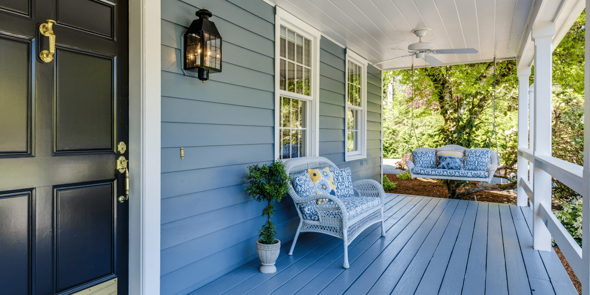 Decking for Every Climate: Choosing Materials and Design Features to Suit Your Environment in Mukilteo