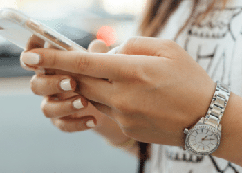 Signs That a Prepaid Mobile Service is the Right Choice for You