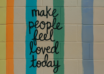 Flourish in Your Uniqueness: Thriving Beyond Perceived Unattractiveness with Positivity