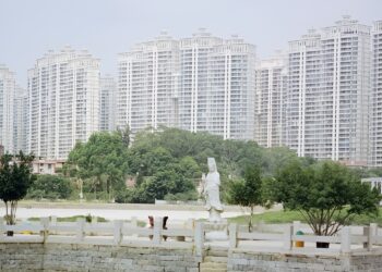 Yukai Chen: Sea Breeze — An Exhibition Documents Urbanization of the Chinese Southeastern Villages, On View at Gallery 456