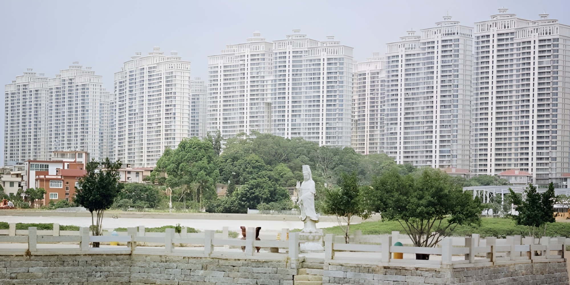 Yukai Chen: Sea Breeze — An Exhibition Documents Urbanization of the Chinese Southeastern Villages, On View at Gallery 456