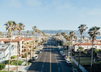 Discover the Appeal of Texas: A Comparison with California