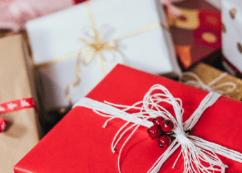 Creative Gifts to Appreciate and Motivate Employees