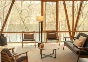 Navigating Property Management for Airbnb: A Detailed Guide to Hometime.io