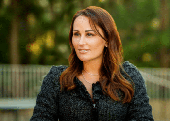 Unlocking Postural Wellness: Dr. Lisa Parissi's Expert Tips for a Healthier You