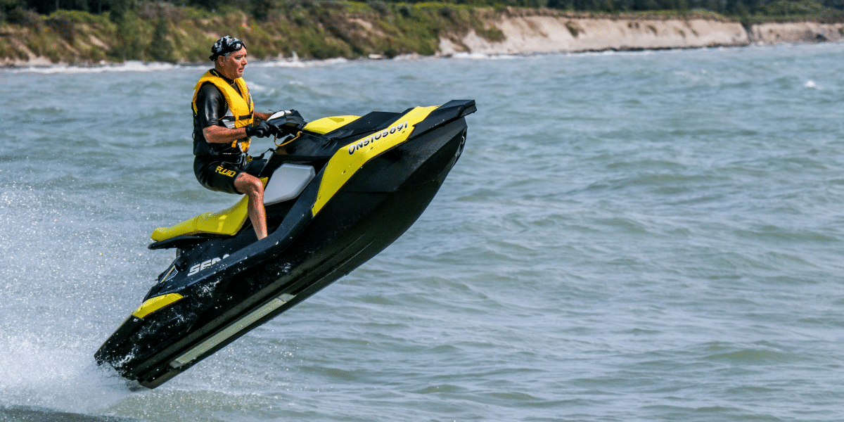 Unleash adventure and thrills: exploring the benefits of stand-up jet ski rentals in Dubai