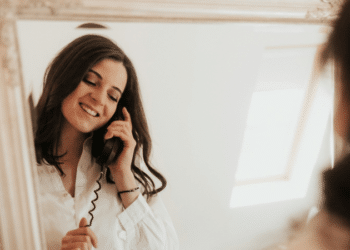 Are Analog Phones Still Relevant in the Modern Tech Age?